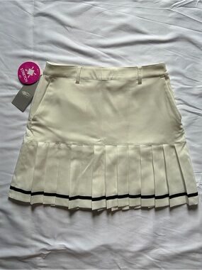 BEAMS GOLF Women's Cream Pleated Tennis/Golf Skirt with Black Stripe